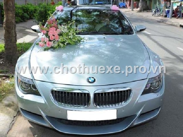 Cho thuê xe cưới hạng sang BMW 650i